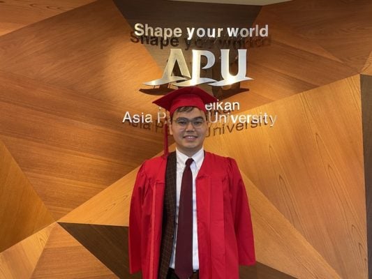 Ata (Afghanistan, Class of 2017) graduated from APU thanks to the Nippon Foundation Scholarship
