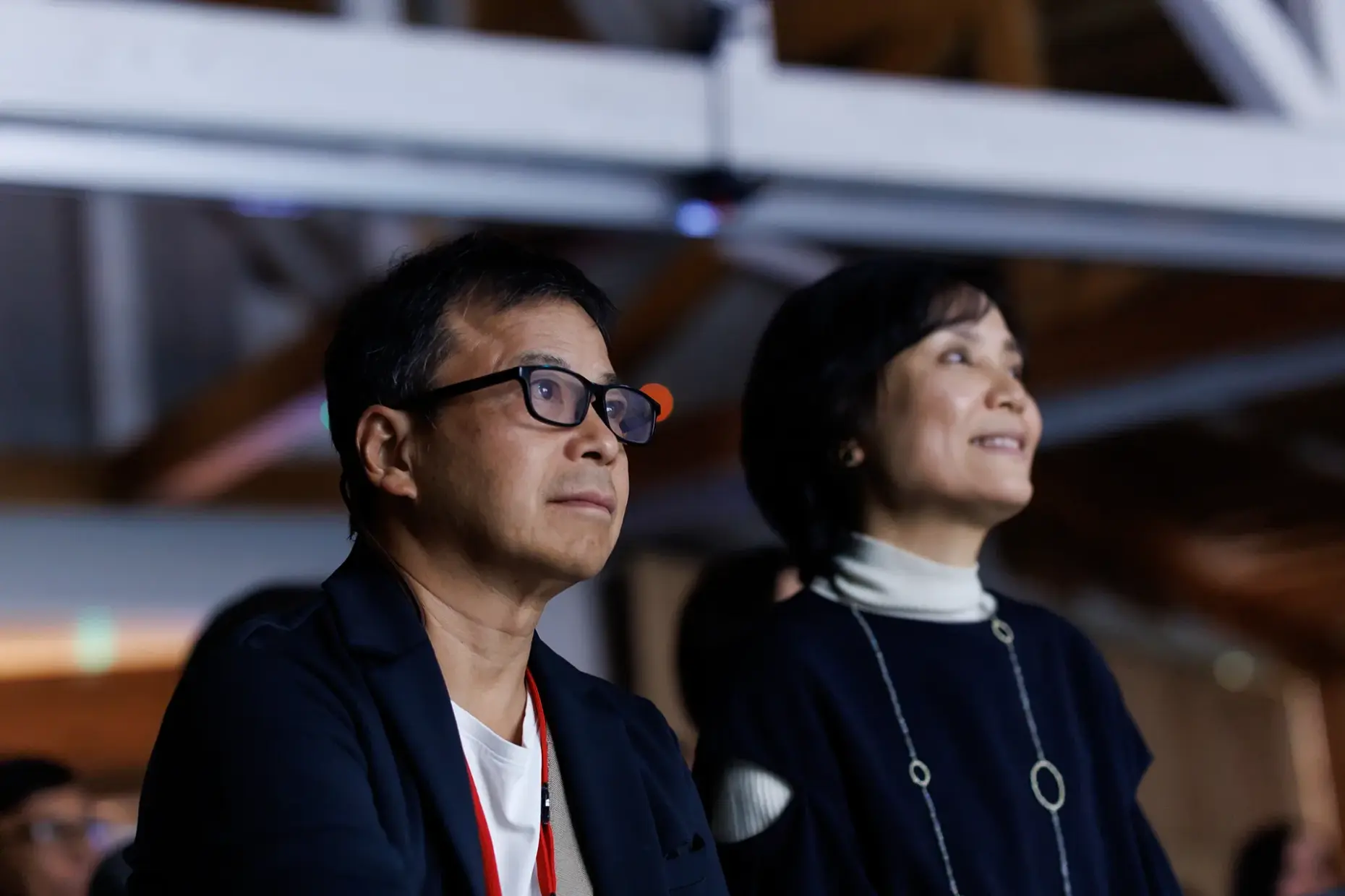 Lin Kobayashi with UWC ISAK Japan students